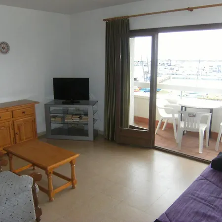 Beachfront In Spain With Marina Views 公寓 埃斯塔蒂特