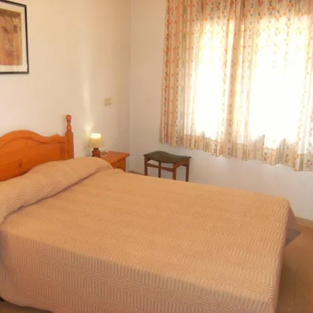 Beachfront In Spain With Marina Views * 埃斯塔蒂特